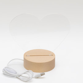 Lampada in plexiglas trasparente  forma cuore