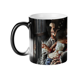 Tazza magica con grafica farfalle 